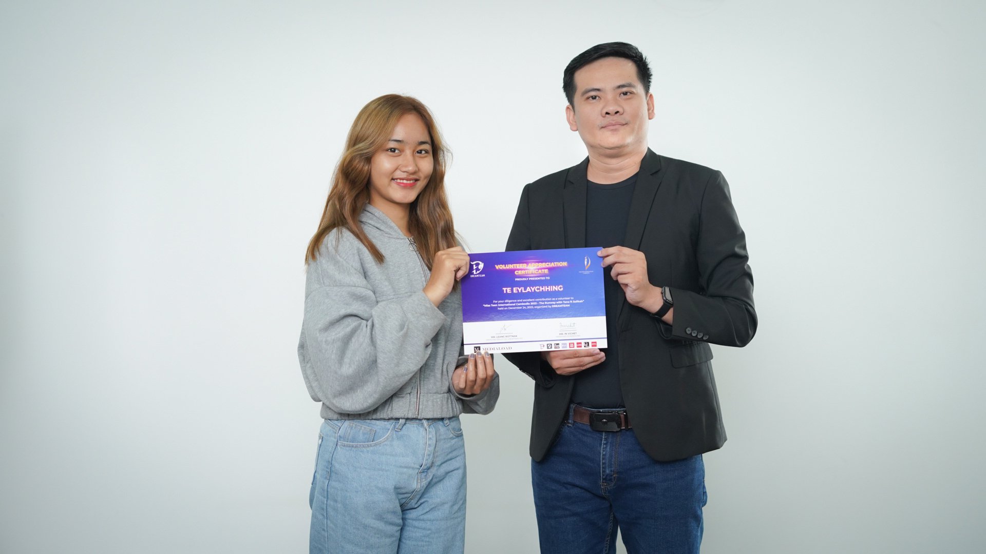 លោក លាង រតនះ - MR. LEANG ROTTNAK ជា Deputy CEO of MEDIALOAD &amp; CEO of DREAMTEAM និងប្អូនស្ម័គ្រចិត្តក្នុងវគ្គប្រកួត The Runway MTIC2023