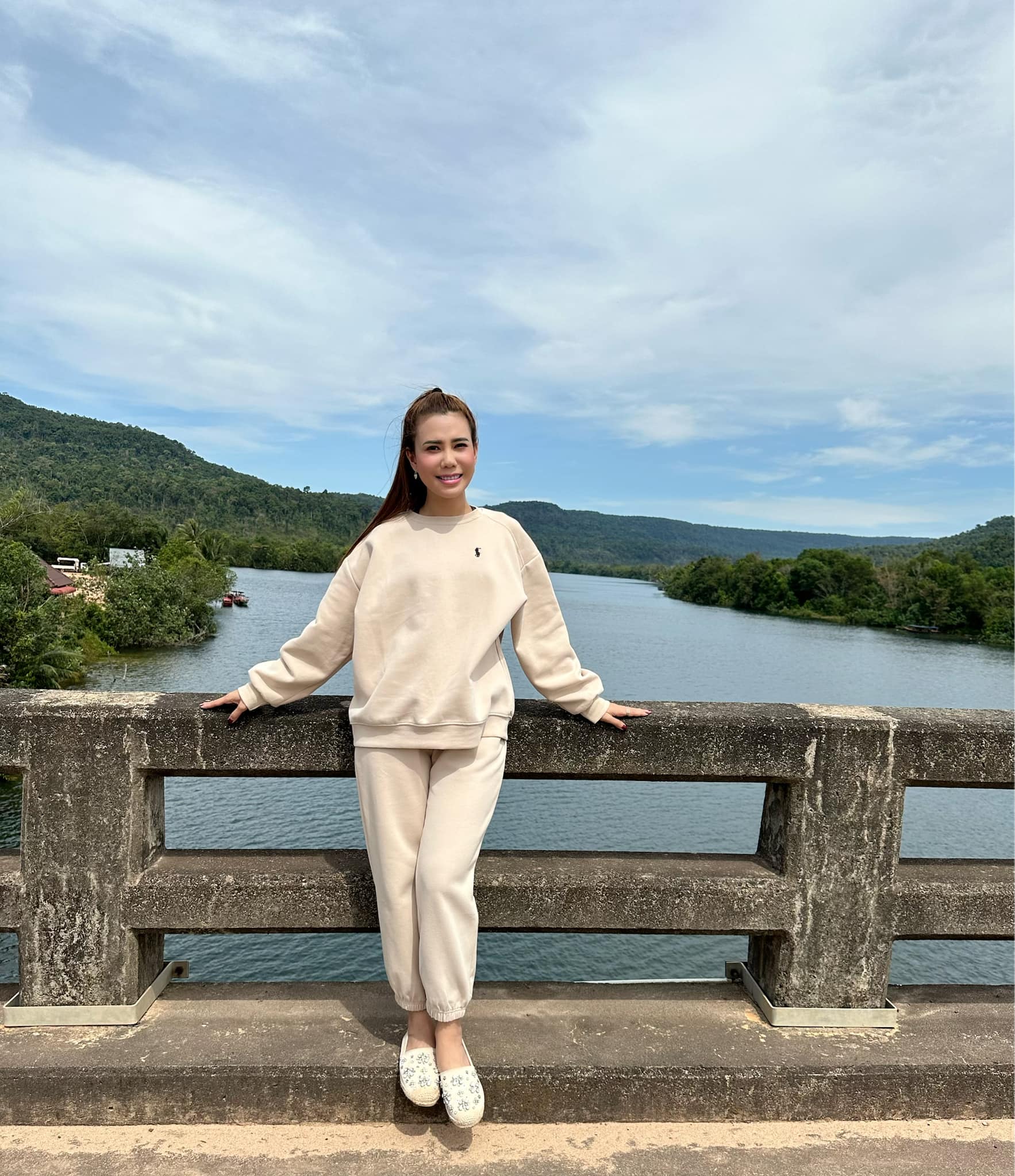 ថន លក្ខិណា