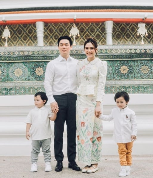 ឈុំភូ អារីយ៉ា, ស្វាមី និងកូនៗ