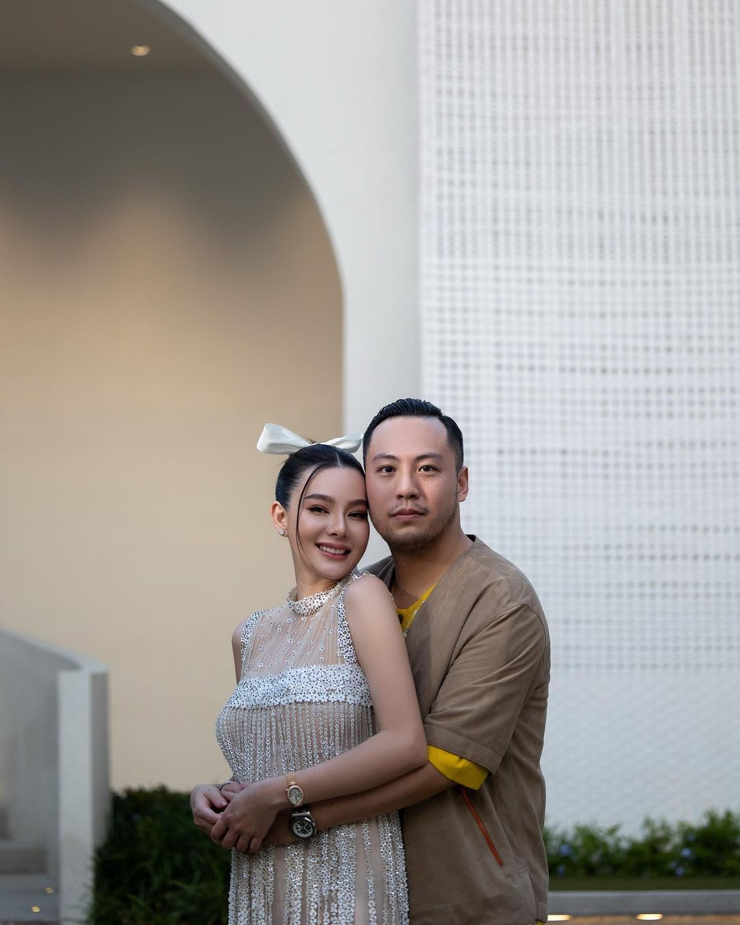 Due និងស្វាមី