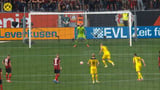 Penalti Gahar Haaland ke Gawang Bayer Leverkusen