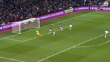 Manchester City: Cú ghi bàn khó tin của Bernardo Silva trong trận đấu với Aston Villa