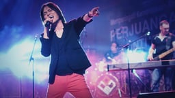 Disebut Dulu Penyanyi Cafe, Once Mekel Klarifikasi