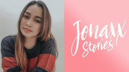 Jonaxx fans celebrate #jslfieday in honor of their favorite author