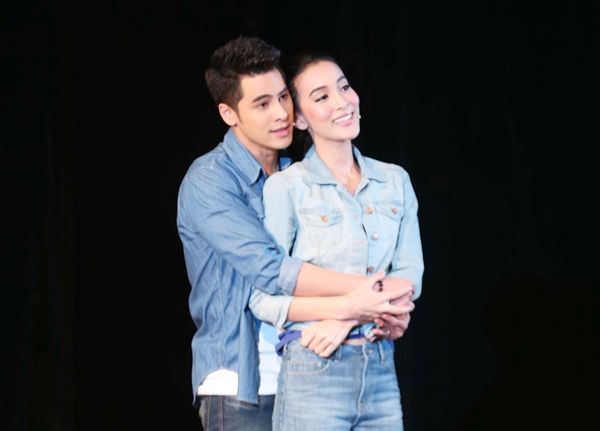 ซี-กรีน ขับขานบทเพลงรักอมตะใน ขอให้เหมือนเดิม สุนทราภรณ์ เดอะมิวสิคัล