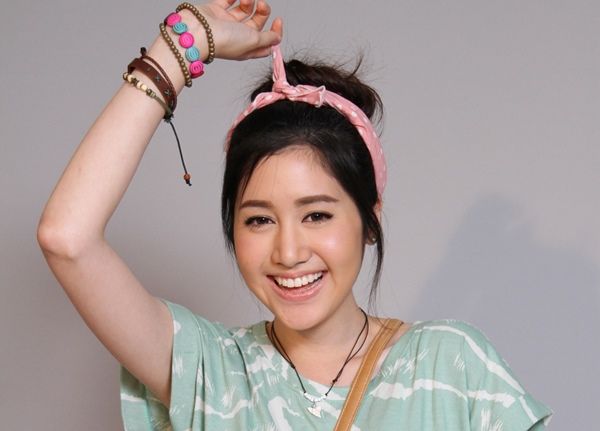 ช่อง 7 สี ส่ง พิม พิมประภา โชว์ ร้อง-เล่น ลีลาเด็ด ใน โสภาพลาซ่า ศุกร์นี้