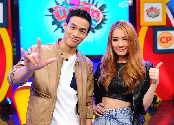 ปอ-หนิมพาข้ามแดนตะลุย AEC ชามข้าวแห่งกัมพูชา ใน รายการนักคิดตะลุยอาเซียน Asean Together