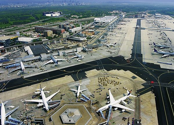 TrueVisions ชวนชมสารคดีเจาะลึก ทุกซอกทุกมุมของสนามบินที่ใหญ่ที่สุดในโลก X-Ray Mega Airport