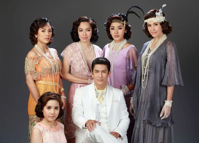 บทละคร เจ้าบ้านเจ้าเรือน