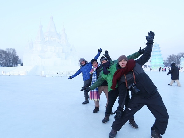 สมุดโคจร On The Way พาตะลุยท่องเที่ยวคลายร้อน เทศกาลแกะน้ำแข็ง หิมะนานาชาติฮาร์บิ้น ทางช่อง 28