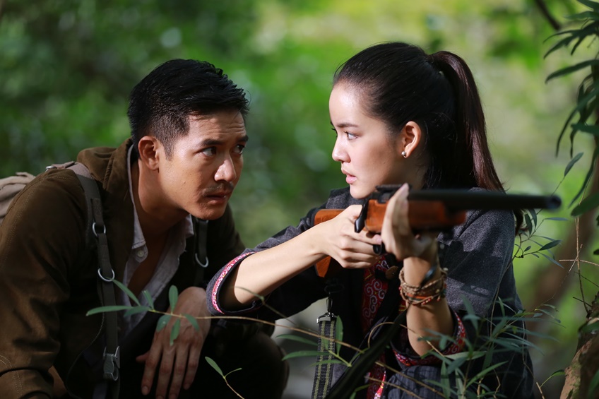 ละครพชรมนตรา