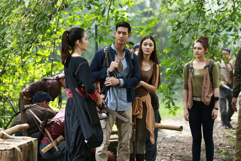 ละครพชรมนตรา