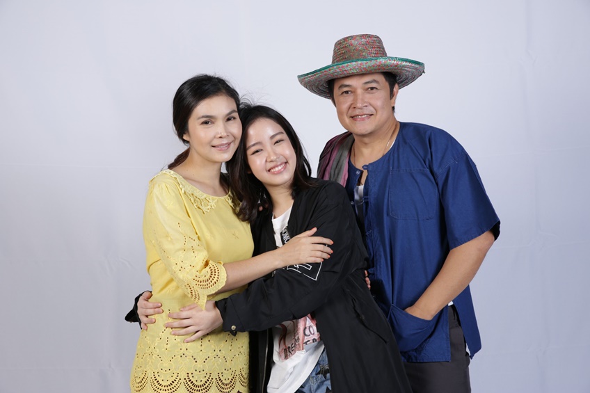 สาวน้อยร้อยล้านวิว