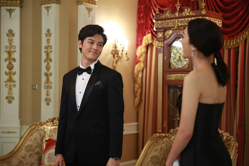 เรื่องย่อ ลับลวงใจ