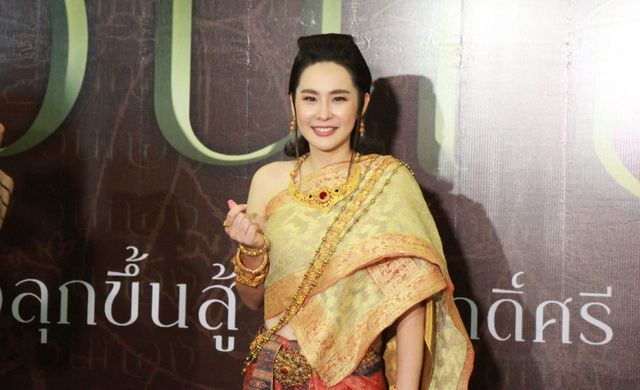 นุ้ย สุจิรา ลบภาพนางสาวไทย ขึ้นแท่นดาว TikTok ลั่นสามี-ลูก ไม่ว่า