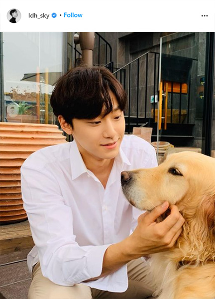 ประวัติ อีโดฮยอน (Lee Do Hyun)