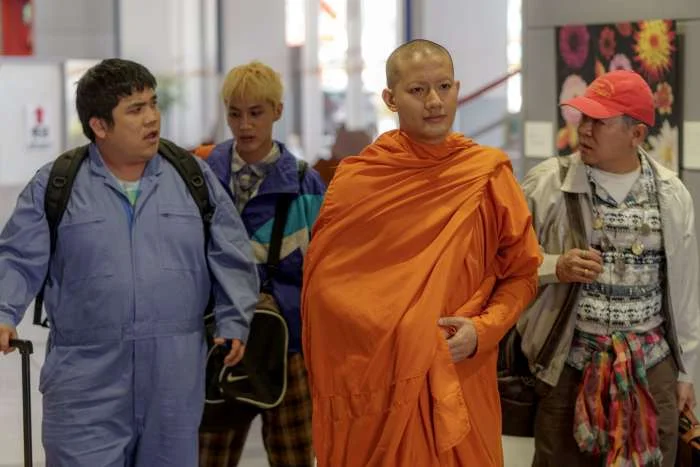 รีวิวหนัง "แต่ง Monk" ไอเดียเพลินใช้ได้ พระไทย ปะทะ พระญี่ปุ่น  ถึงจะลูกกวาดไปนิด