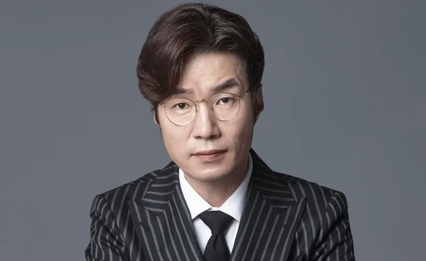 “ซงยองกยู” นักแสดงสมทบชื่อดังถูกพบ "เสียชีวิต" อยู่ในรถของตัวเอง