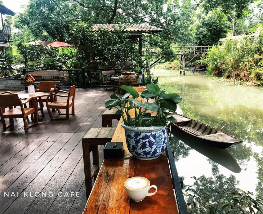 ในคลองคาเฟ่ คาเฟ่ริมน้ำอยุธยา ร้านกาแฟบรรยากาศดี