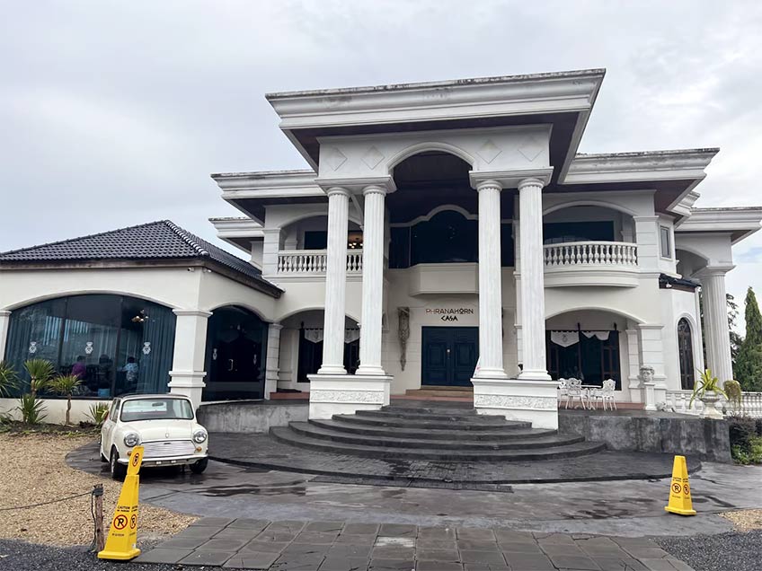 คาเฟ่อยุธยา สไตล์ตุรกี พระนครคาซ่า พระนครแซ่บ ร้านกาแฟอยุธยา