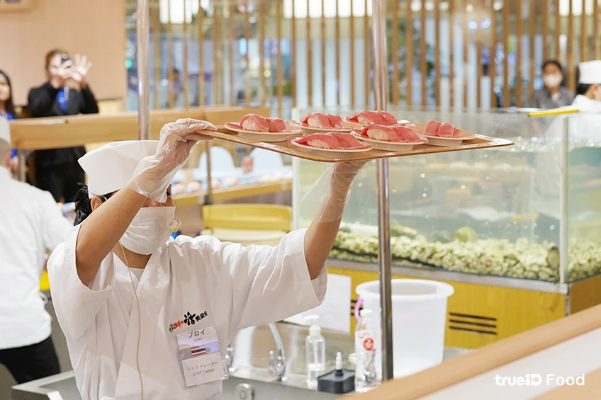 Katsu Midori Sushi ซูชิสายพาน สาขาแรกในไทย ร้านอาหารเซ็นทรัลเวิลด์