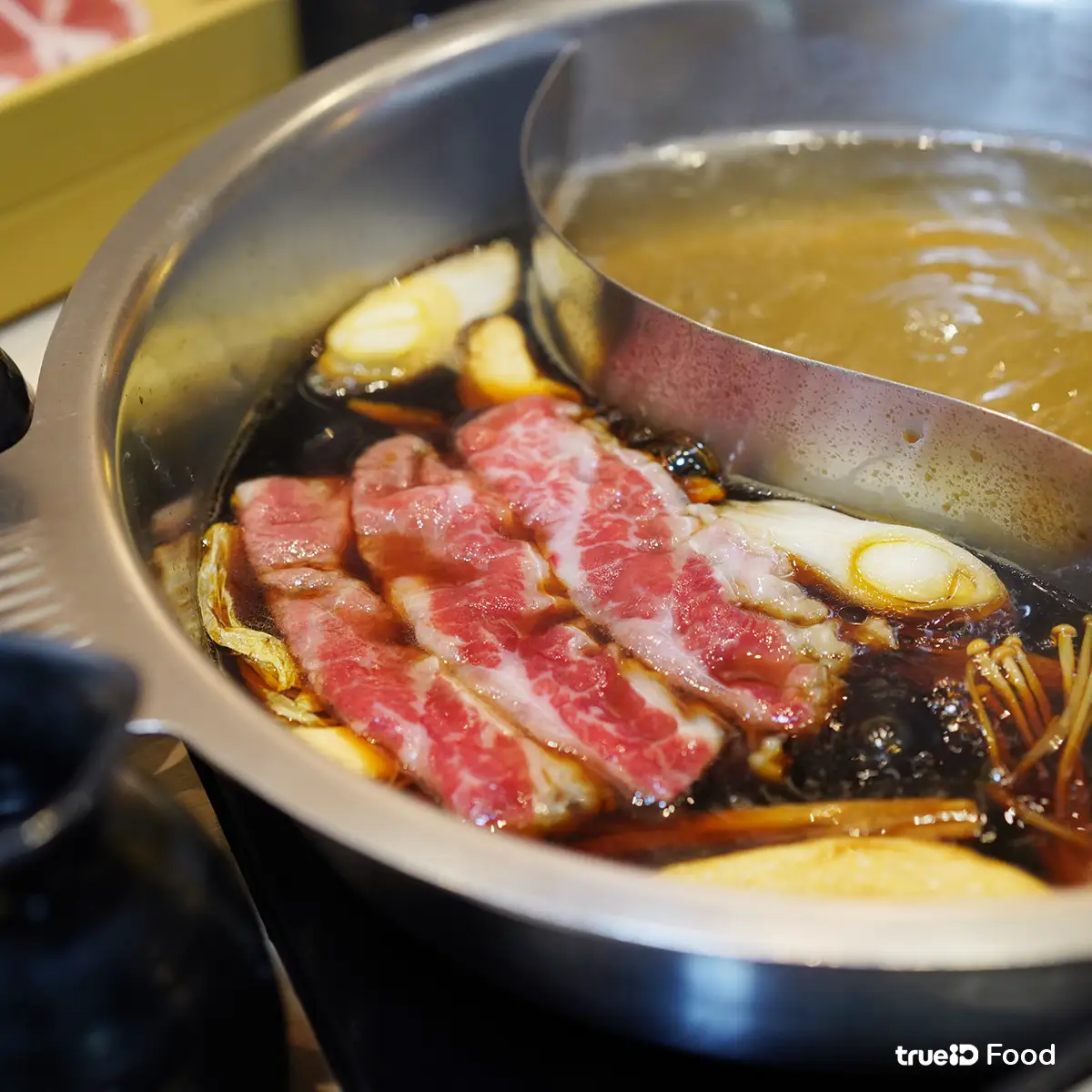ร้านอาหารใกล้ฉัน รีวิว Mo-Mo-Paradise เมนู ราคา อัปเดต บุฟเฟ่ต์ชาบู เนื้อวากิว
