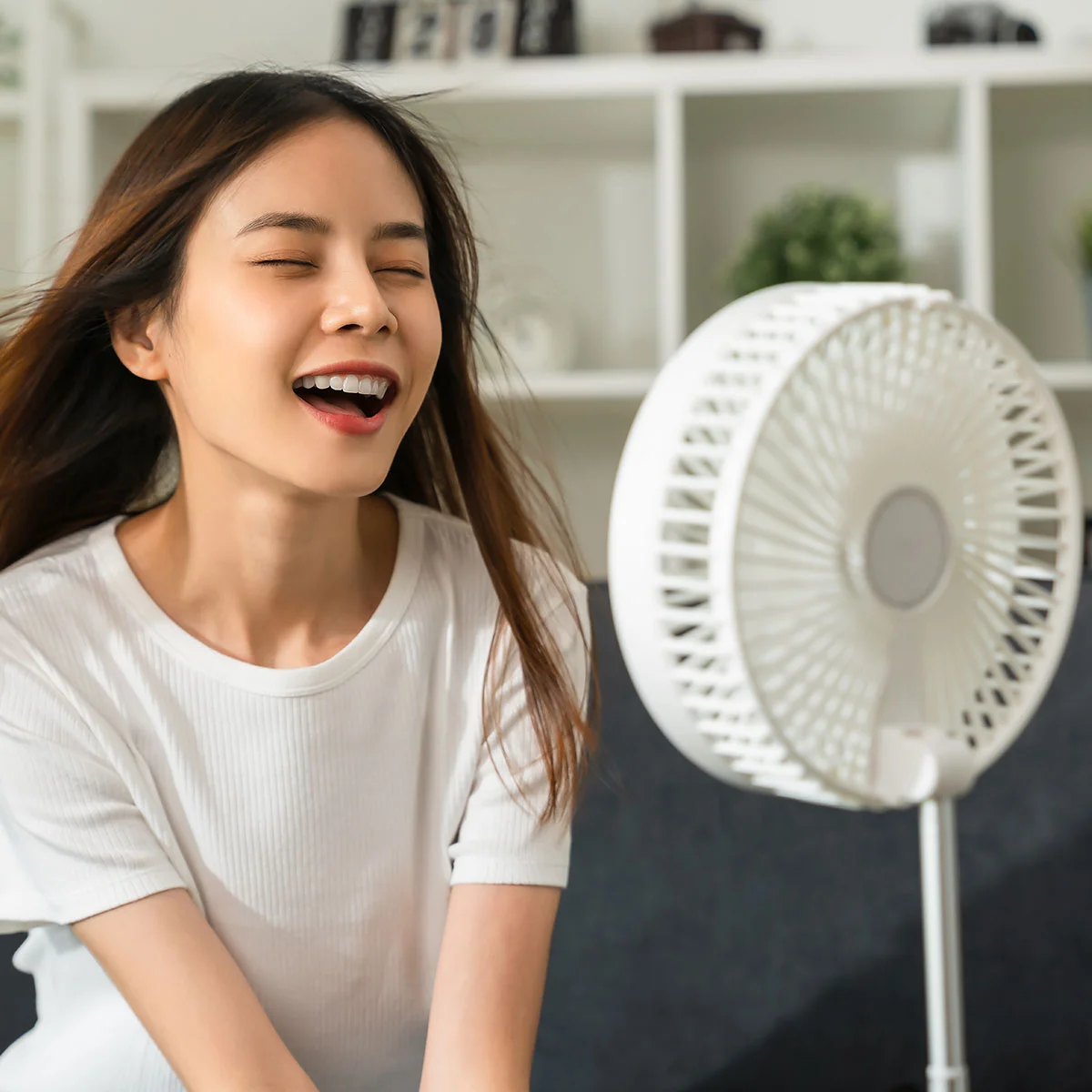 รีบส่งเมนต์!ร้อนแบบนี้ ใช้อุปกรณ์อะไรคลายร้อนกันบ้าง?