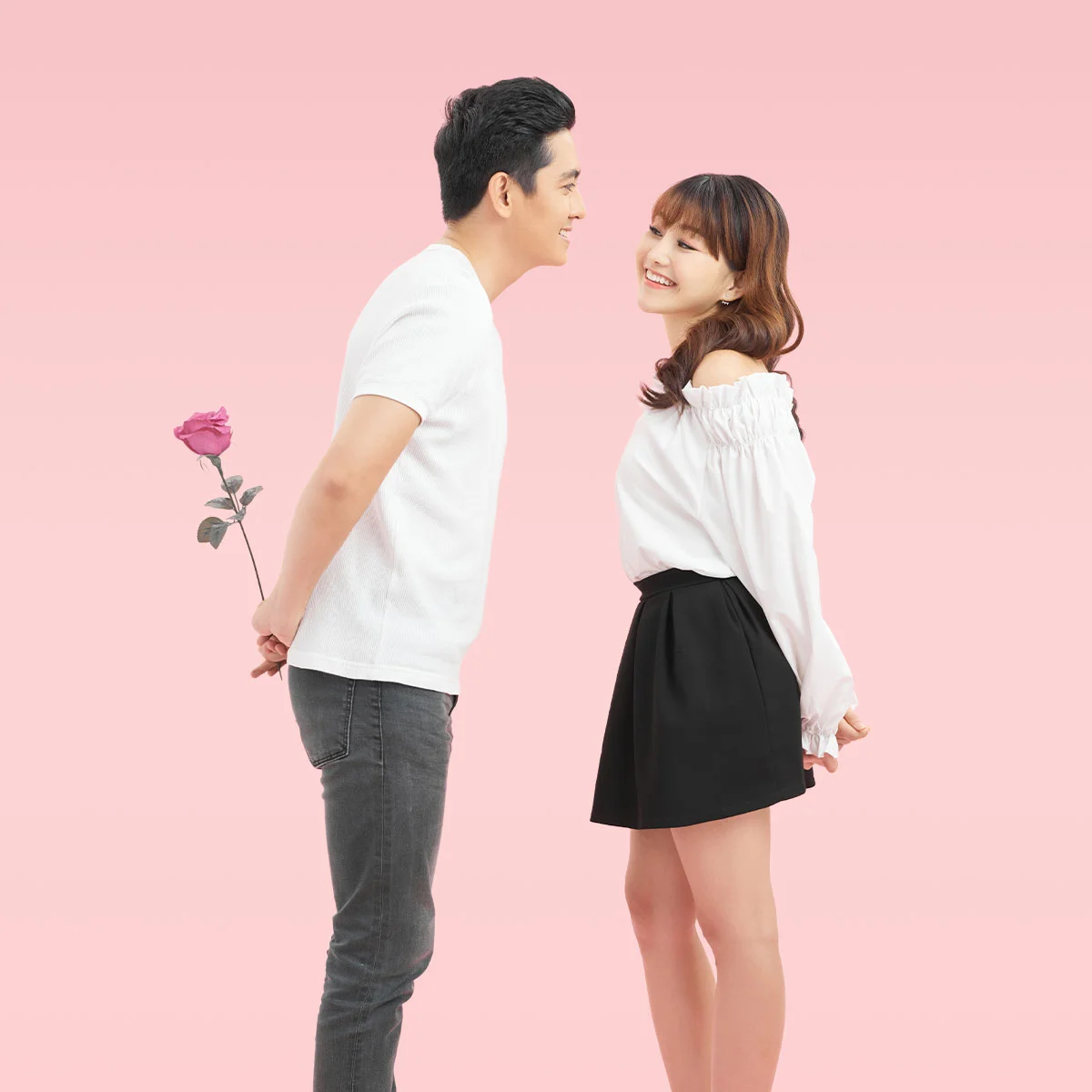 รู้ไหม 18 ก.ย. คือ วันรักแรก เพื่อนๆ คิดเห็นอย่างไรกับคำว่า "รักแรกมันลืมยาก" ? ร่วมสนุกมีสิทธิ์รับรางวัลที่คอมมูนิตี้
