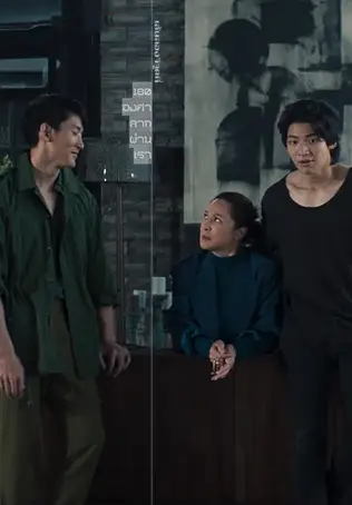 ตัวอย่าง: เส้นลองจิจูดที่ 180 องศาลากผ่านเรา