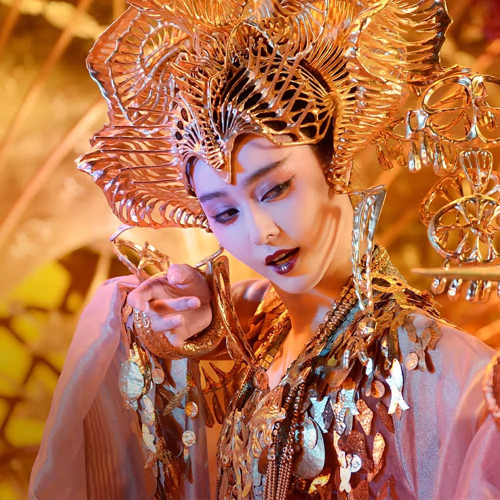 ตัวอย่าง: League of Gods