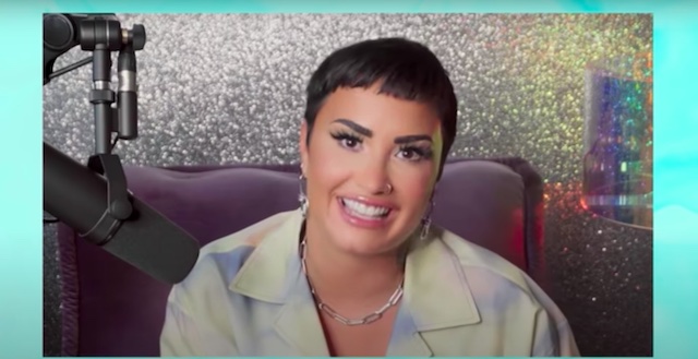 Demi Lovato comes out as non-binary, identifies as they/them - TrueID