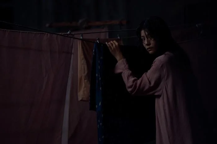 รีวิวหนัง "แม่ซื้อ Host" โหดหฤหรรษ์รั้วโรงเรียนดัดสันดานหญิงฉบับ..ทุกคนมีแม่คนเดียว จุ๊ จุ๊ จุ๊