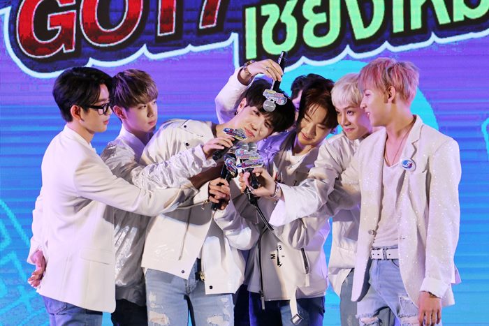 ฟินแค่ไหนถามใจดู!! GOT7 เปิดปรากฏการณ์แฟนคลับ อู้คำเมือง เชียงใหม่ ชวนลุ้นบินไปแฟนมีทฯ ที่แกาหลี!