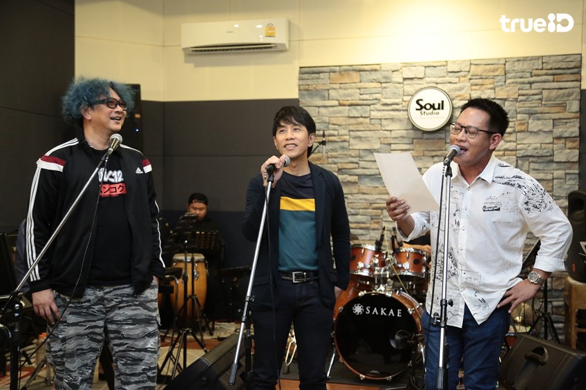 Master of Voices opens a concert hall for legendary music lovers.