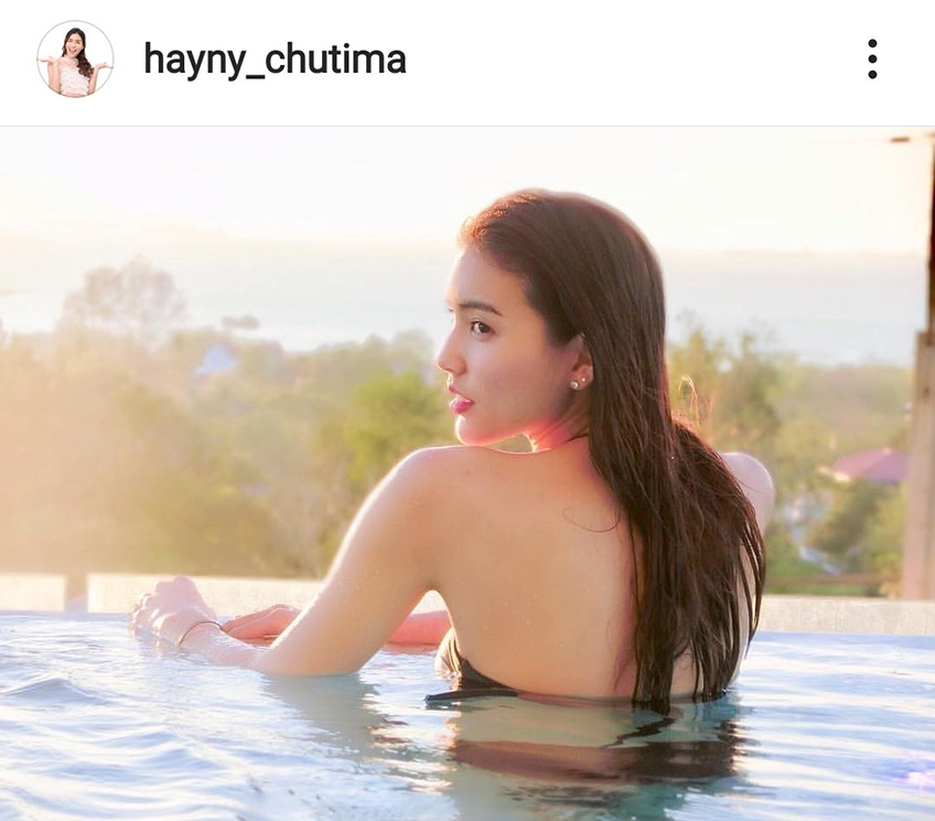 Porno onlayn xotinini ziyorat qilish uchun keldi Divanda jinsiy aloqaning yaqindan olingan fotosurati