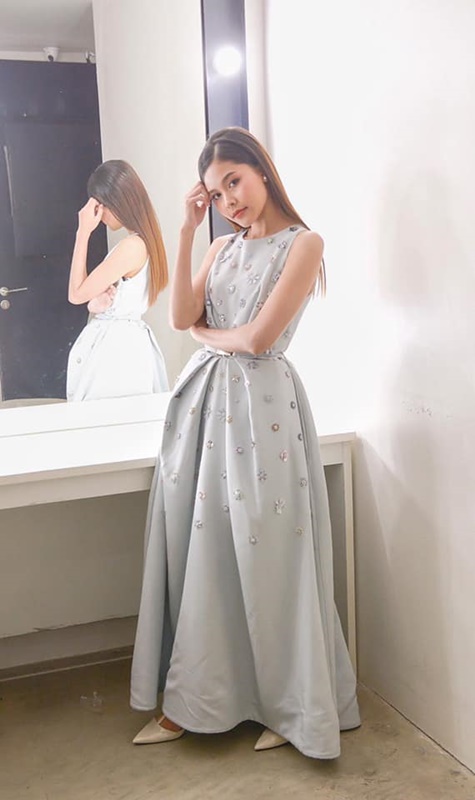 ไข่มุก รุ่งรัตน์ นักร้องลูกทุ่งสาวเสียงดี หน้าตาละม้ายคล้าย ญาญ่า