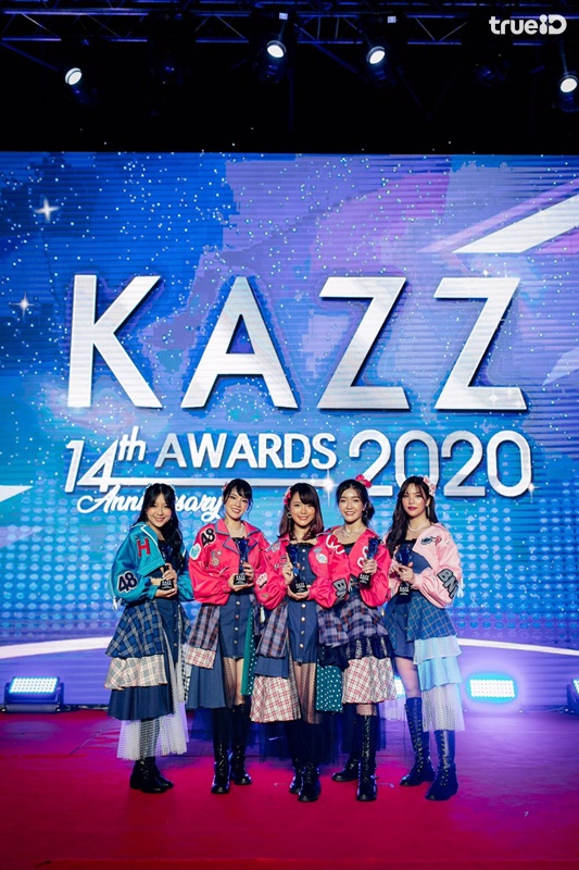 ขอบคุณแฟนๆนะคะ! 5 ไอดอลสาว BNK48 สาววัยใสโดนใจแห่งปี (มีคลิป)