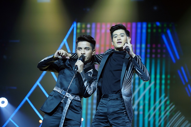 เอกชัย ชมไม่หยุด! เวฟ รุตน์ ลูกทุ่งไอดอล ยืนหนึ่งแข่ง เพลงคู่ สาดออร่าสว่างไสว