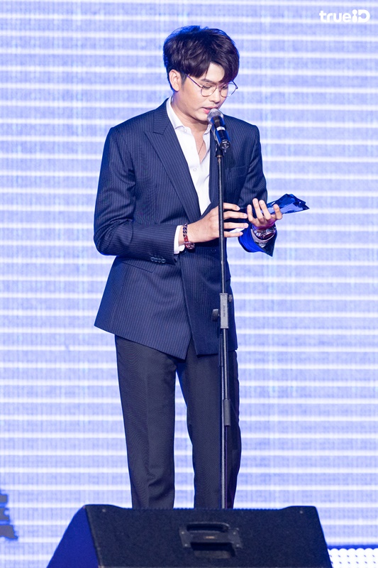 นนท์ Kazz Awards 2020