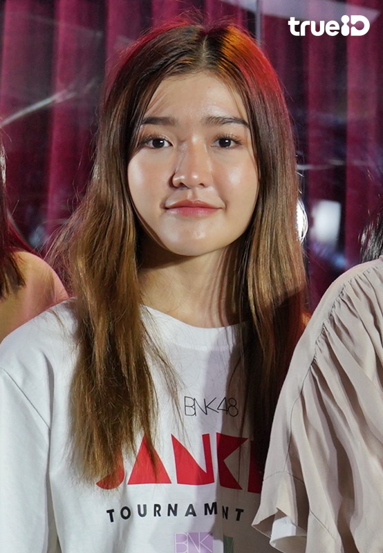 เจนนิษฐ์ รองกัปตัน BNK48 Team BIII