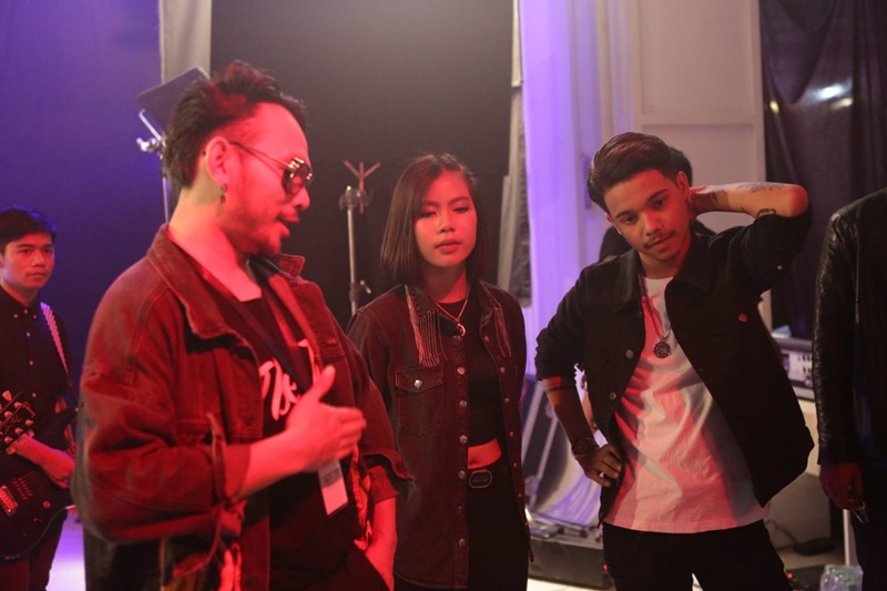 หนุ่มใต้ สาวอีสาน! บ่าว​ THE​ TIG​ x​ กระต่าย​ พรรณนิภา ร็อค มัน ม่วน ถ่าย MV หม่องเก่า