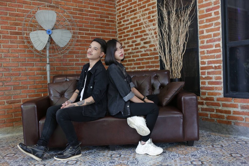 หนุ่มใต้ สาวอีสาน! บ่าว​ THE​ TIG​ x​ กระต่าย​ พรรณนิภา ร็อค มัน ม่วน ถ่าย MV หม่องเก่า