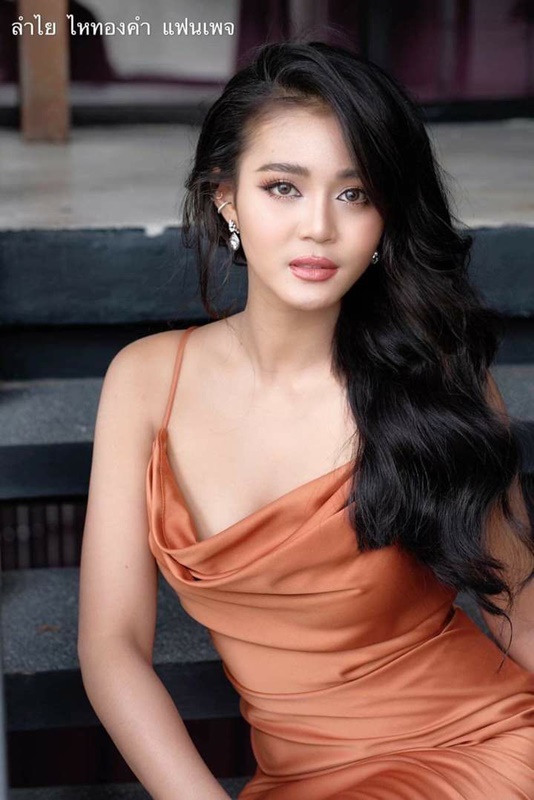 งามโพดงามเหลือ ลำไย ไหทองคำ ลูกทุ่งสาว ราชินีอินดี้ กับ 10 ลุคสวย 2020