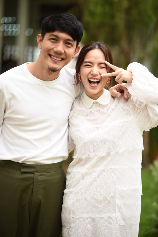 ใกล้ถึงวันแล้ว ปั๊บ โปเตโต้ จูงมือ ใบเตย แถลงข่าวอัปเดทเรื่องงานเเต่งงาน เผยภาพพรีเวดดิ้งน่ารัก