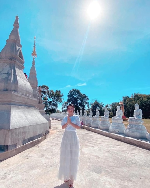 ความชอบส่วนตัว! กระแต อาร์สยาม ชี้แจงเรื่องซื้อหมาแมว เมินดราม่า เข้าวัดสร้างเจดีย์สะสมบุญ