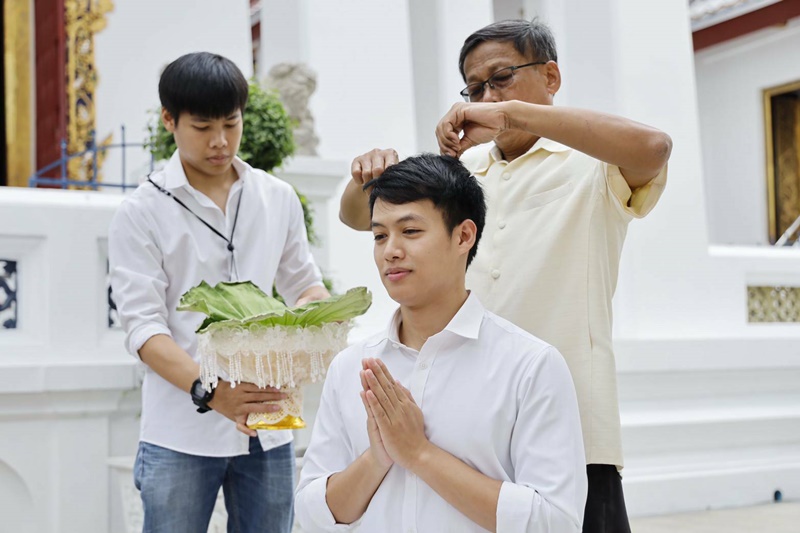อนุโมทนา ปอ อรรณพ เข้าพิธีอุปสมบท ฉายา เขมสุทธิโก บวชเรียนเป็นเวลา 15 วัน