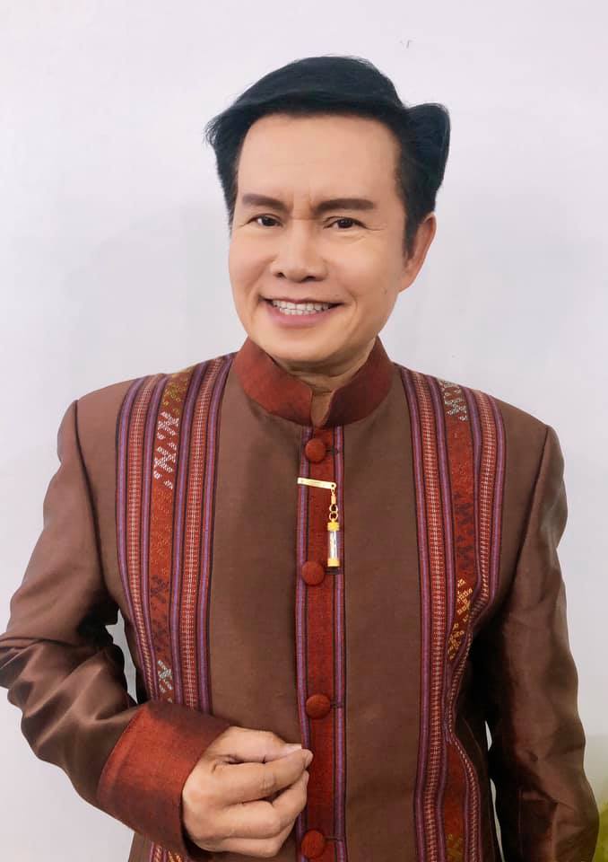 ประวัติ มนต์สิทธิ์ คําสร้อย นักร้องลูกทุ่งชื่อดังขวัญใจแฟนเพลงทั่วฟ้าเมืองไทย (มีคลิป)
