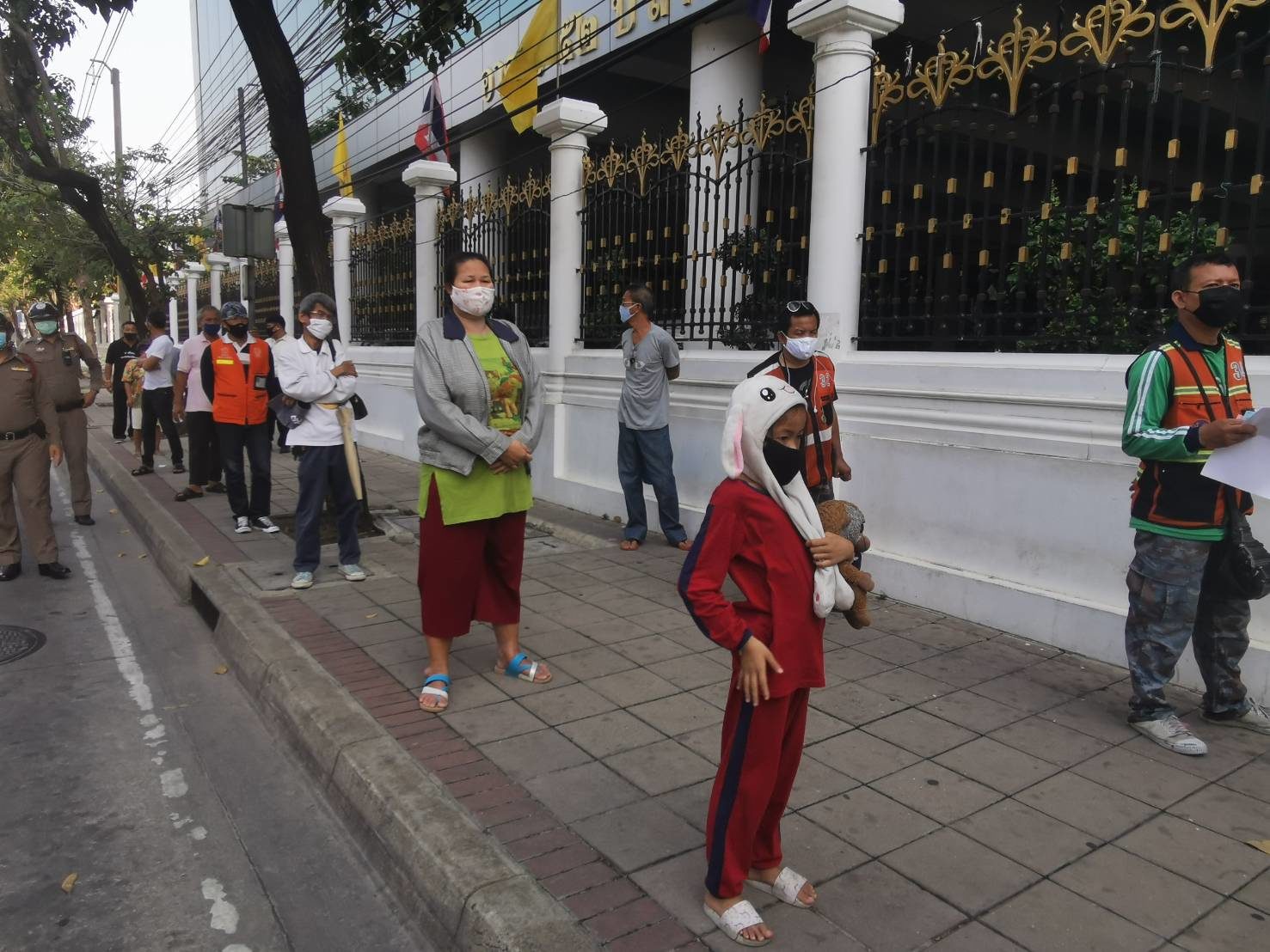 พรุ่งนี้!! คลัง ย้ายรับเรื่องเยียวยา5พัน ไปที่กรมประชาสัมพันธ์