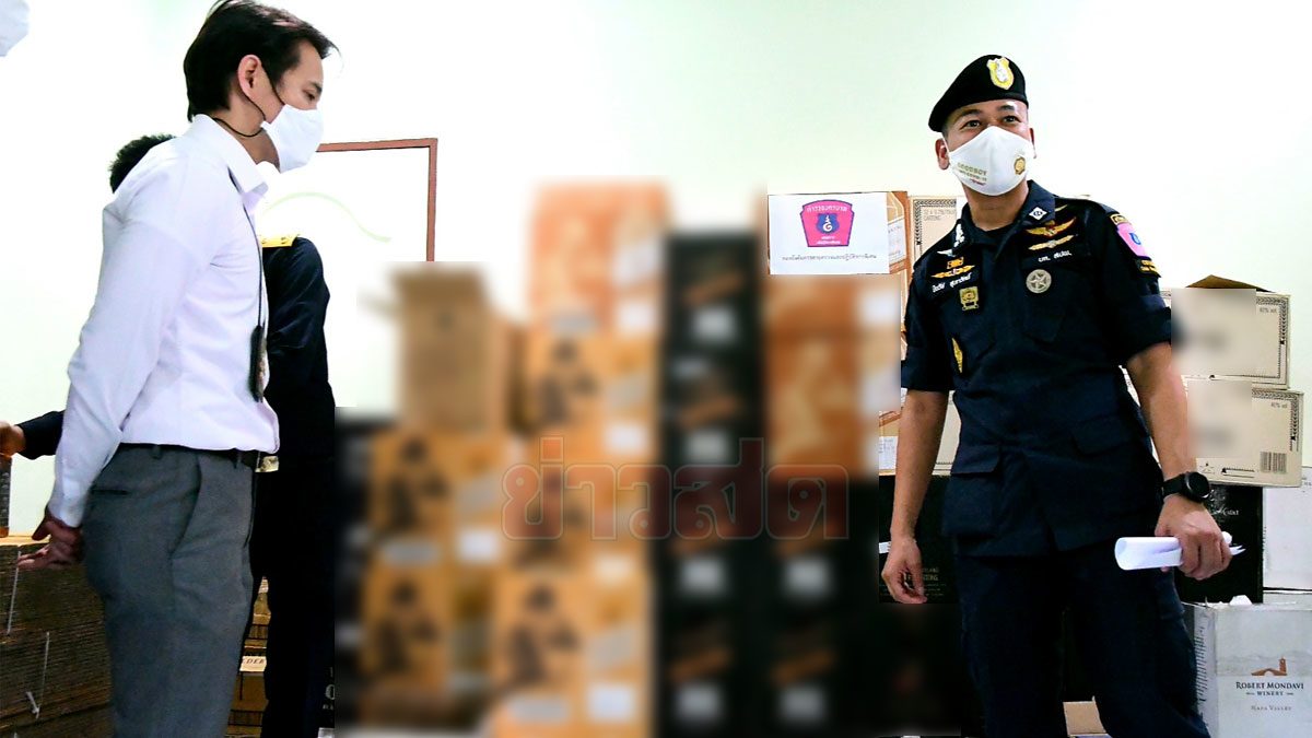 บุกทลายเหล้าเถื่อน ซุกบ้านกลางกรุง ขายโจ๋งครึ่มทางเฟซบุ๊ก ถูกกว่าตลาด