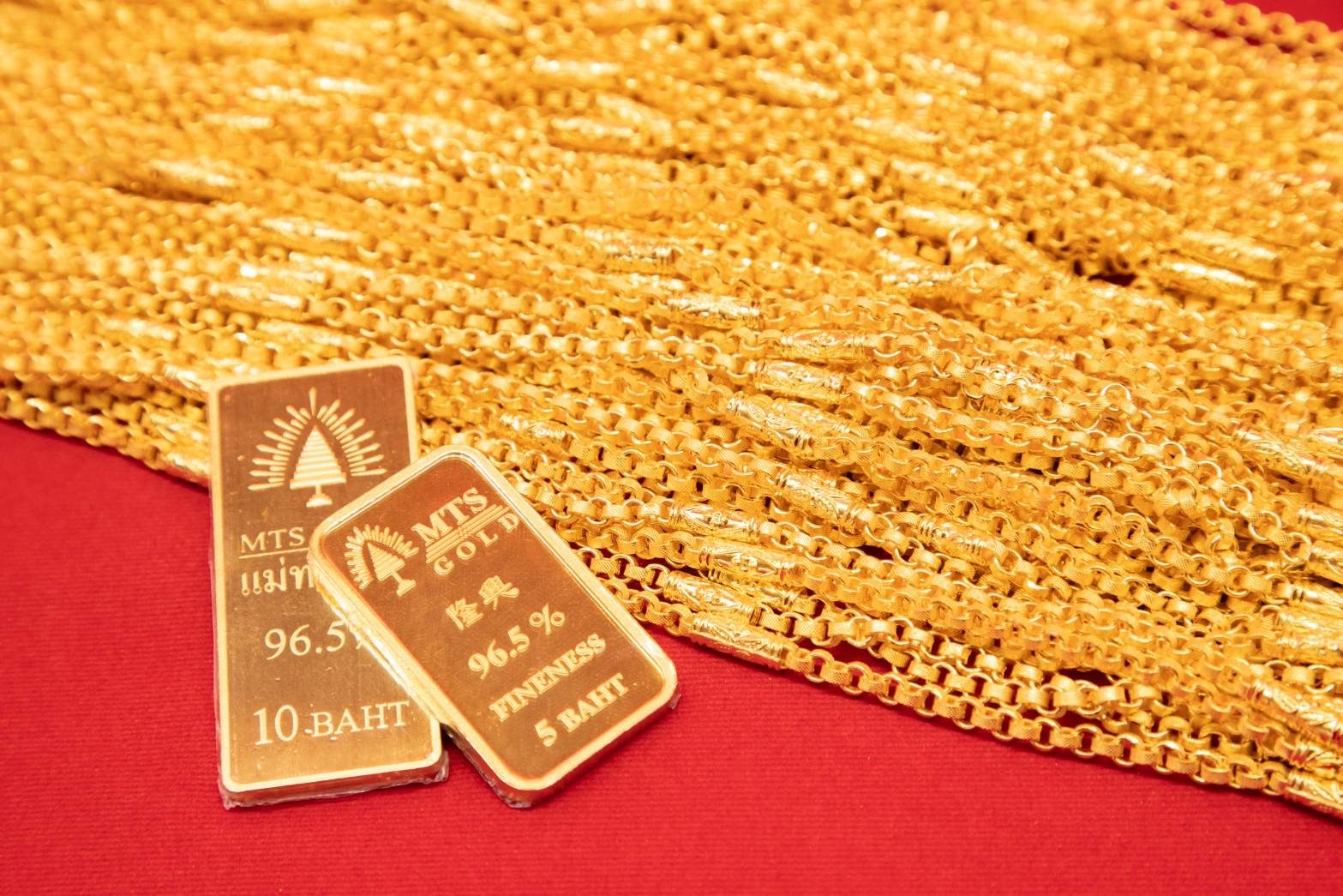 ‘แม่ทองสุก’ มองทองคำอยู่ในช่วงปรับฐาน ถึงเวลาขาลง เชื่อเดือน ธ.ค. ดีดตัวแตะระดับสูงสุดเดิม 30,400 บาท